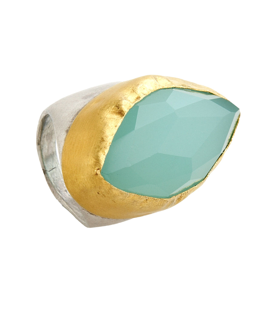 POINTED CHALCEDONY STONE RING