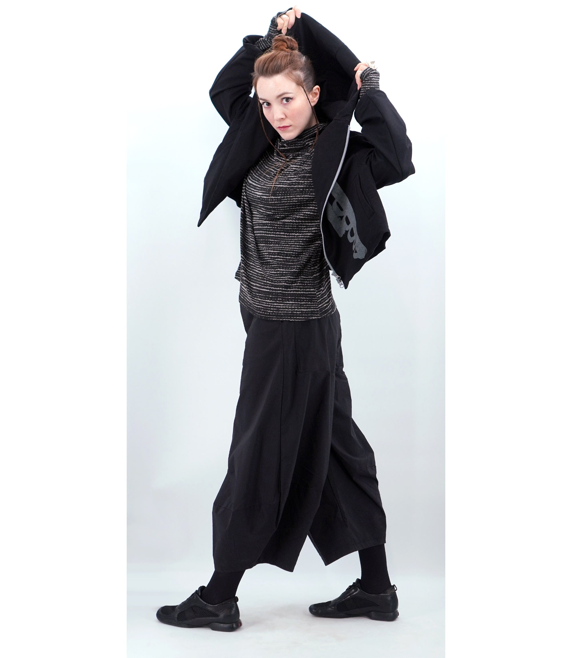 MOYURU NOEMI CROP JACKET