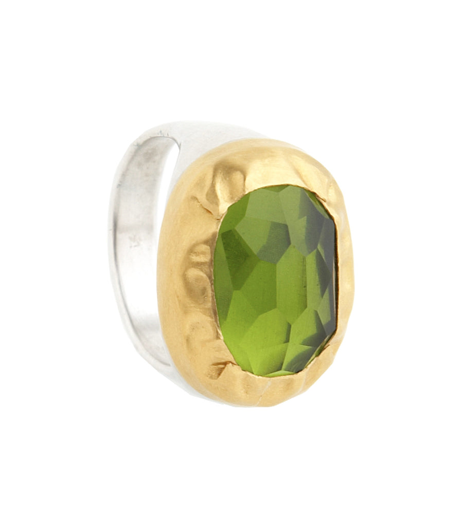 LARGE OVAL PERIDOT GREEN STONE RING