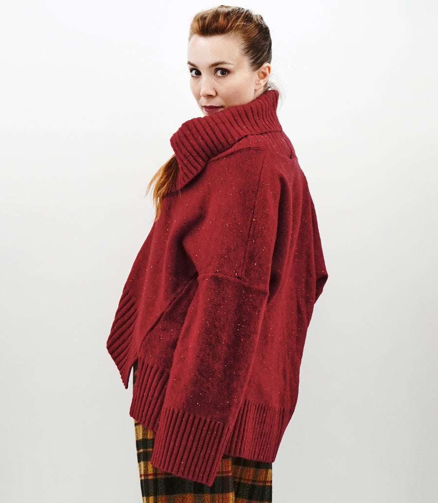 LAVA DRAPE SWEATER