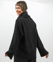 BLACK DRAPE SWEATER