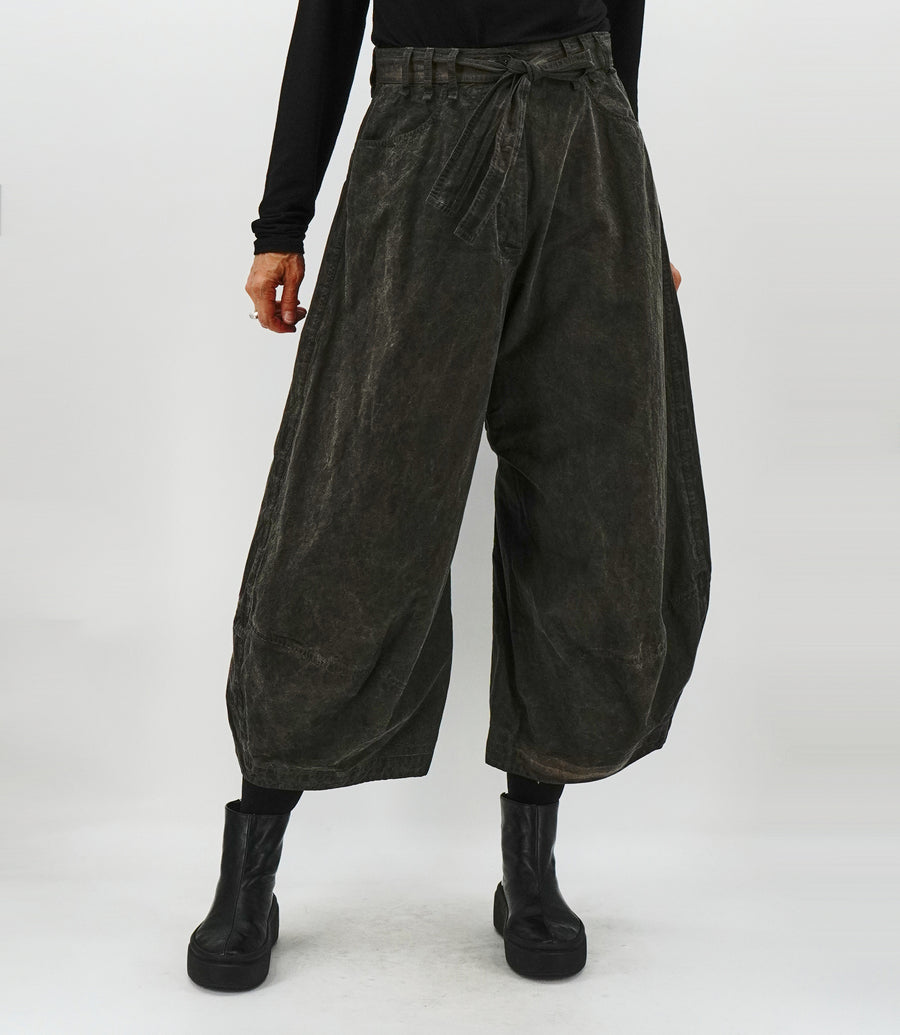 JAHINA PANT